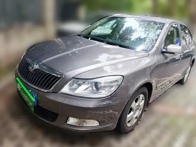 Skoda Octavia 2010 1.6L Automatic Yijun Edition
