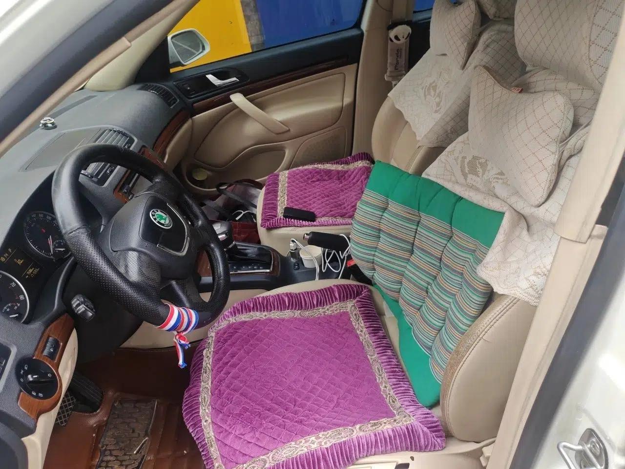 Skoda Octavia 2010 1.4TSI DSG Yijun Edition — миниатюра 16