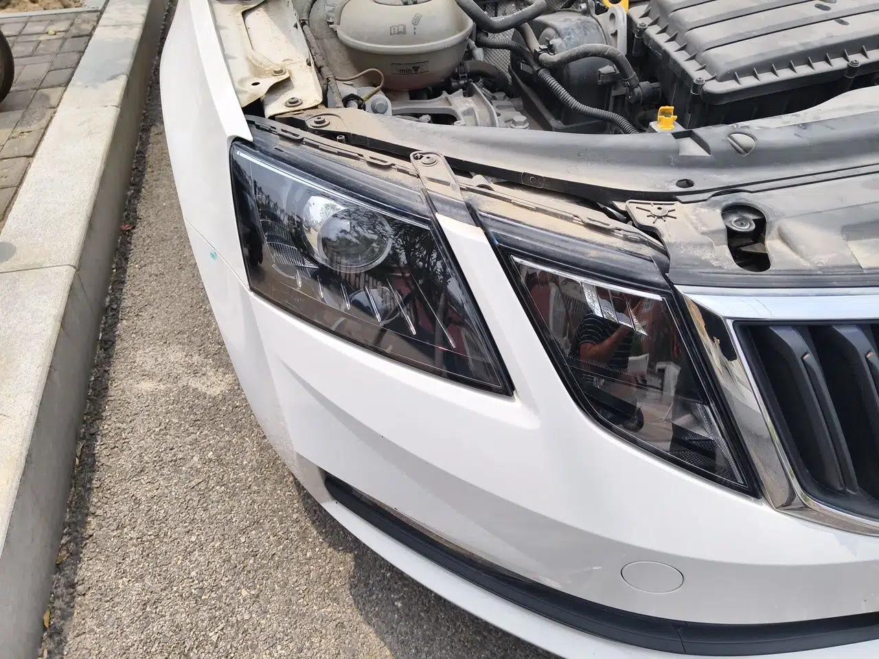 Skoda Octavia 2018 1.6L Manual Standard Edition — миниатюра 7