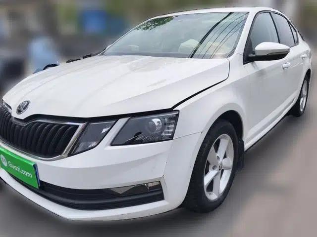 Skoda Octavia 2018 1.6L Manual Standard Edition