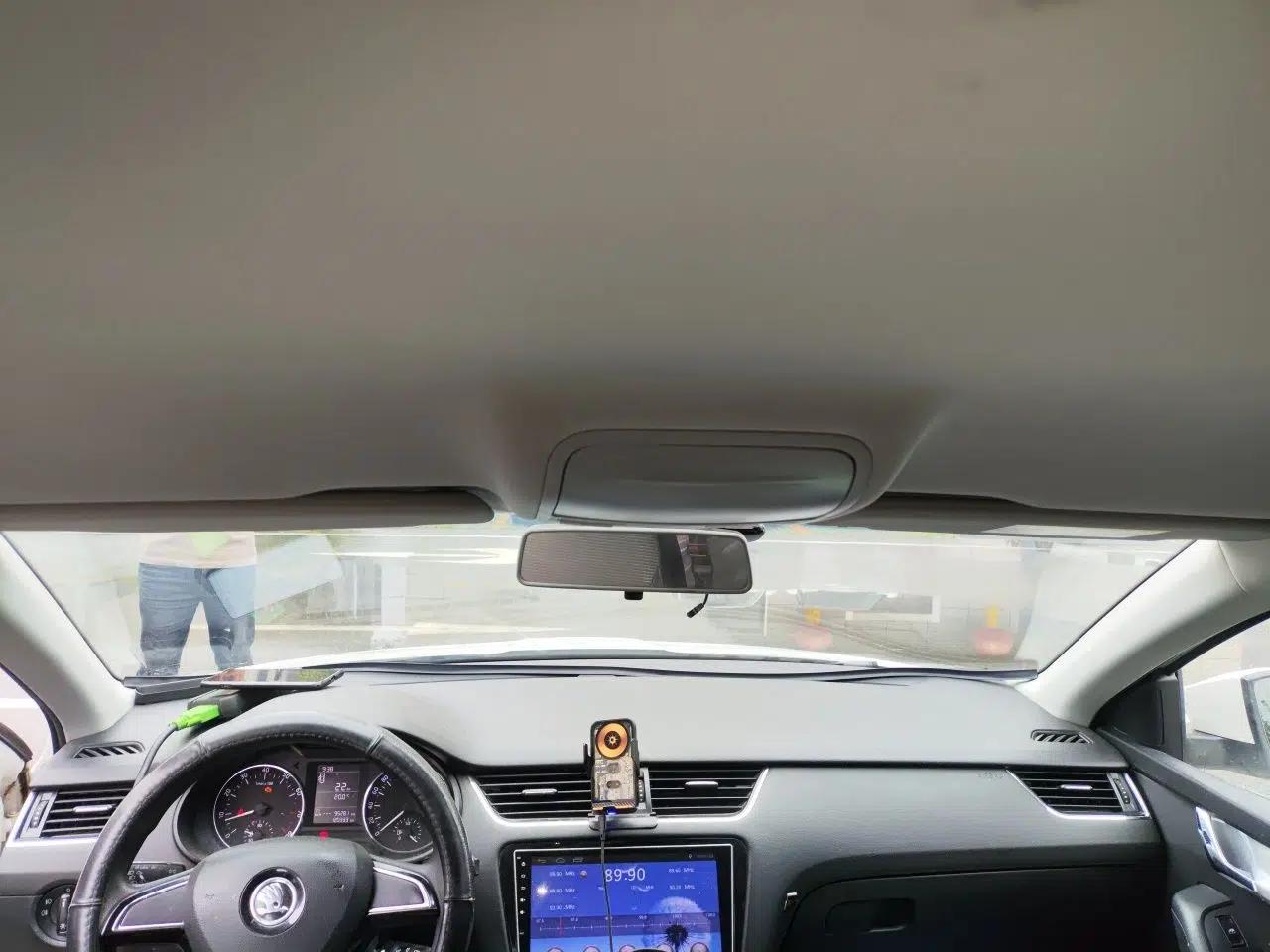 Skoda Octavia 2016 1.6L Manual Trend Edition — миниатюра 19