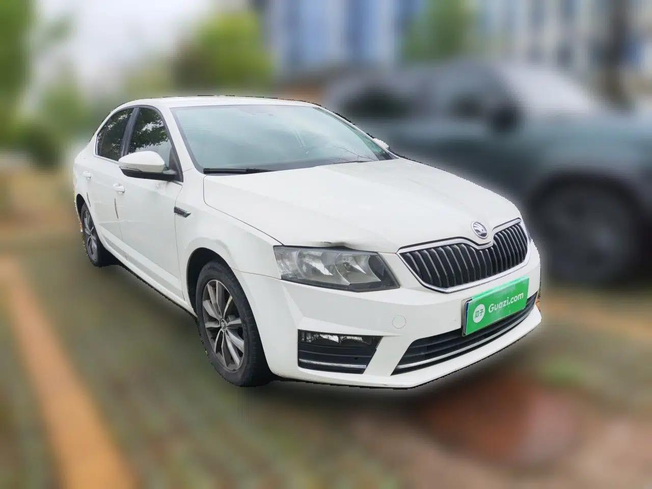 Skoda Octavia 2016 1.6L Manual Trend Edition — миниатюра 3