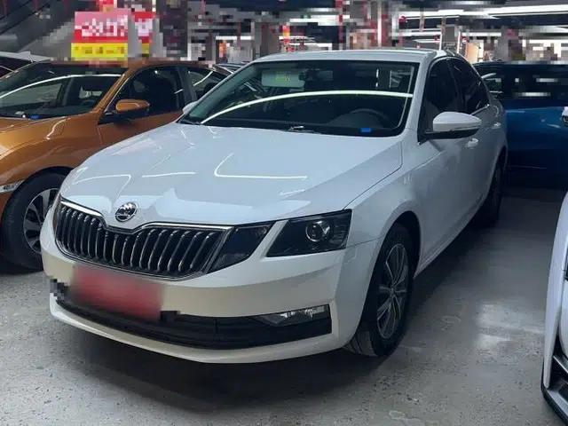 Skoda Octavia 2022 1.5L Automatic Comfort Edition