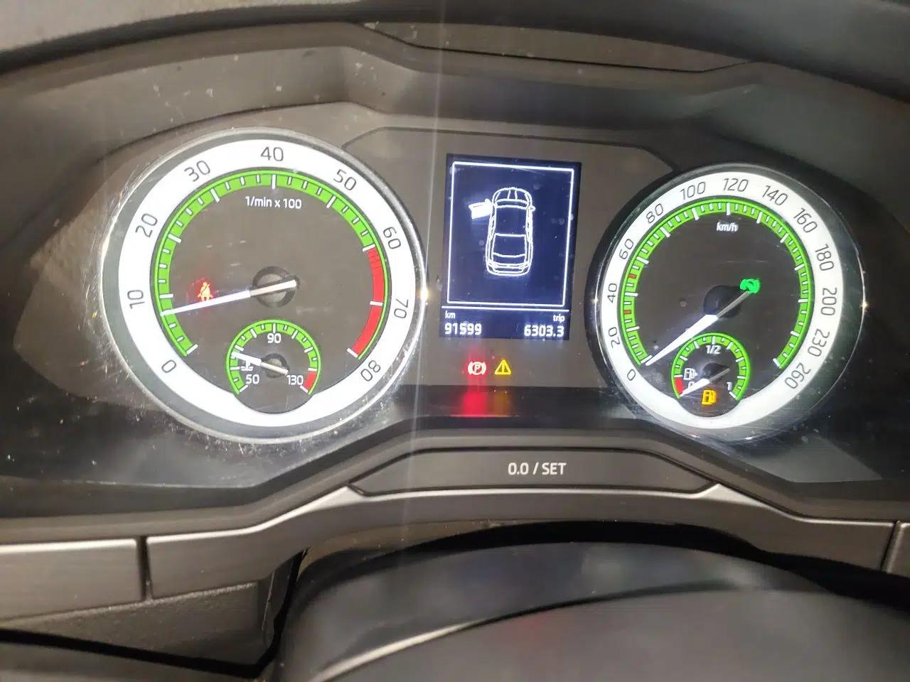 Skoda Superb 2018 TSI280 DSG Comfort Edition China V Standard — миниатюра 13