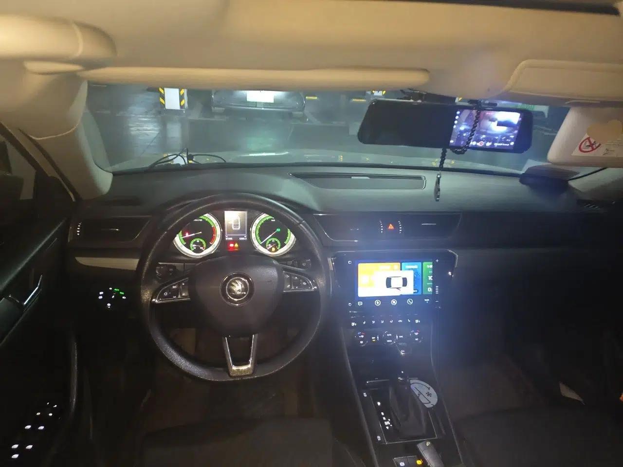 Skoda Superb 2018 TSI280 DSG Comfort Edition China V Standard — миниатюра 10