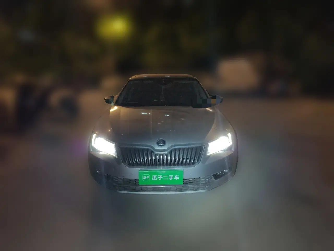 Skoda Superb 2018 TSI330 DSG Luxury Edition China V Standard — миниатюра 2