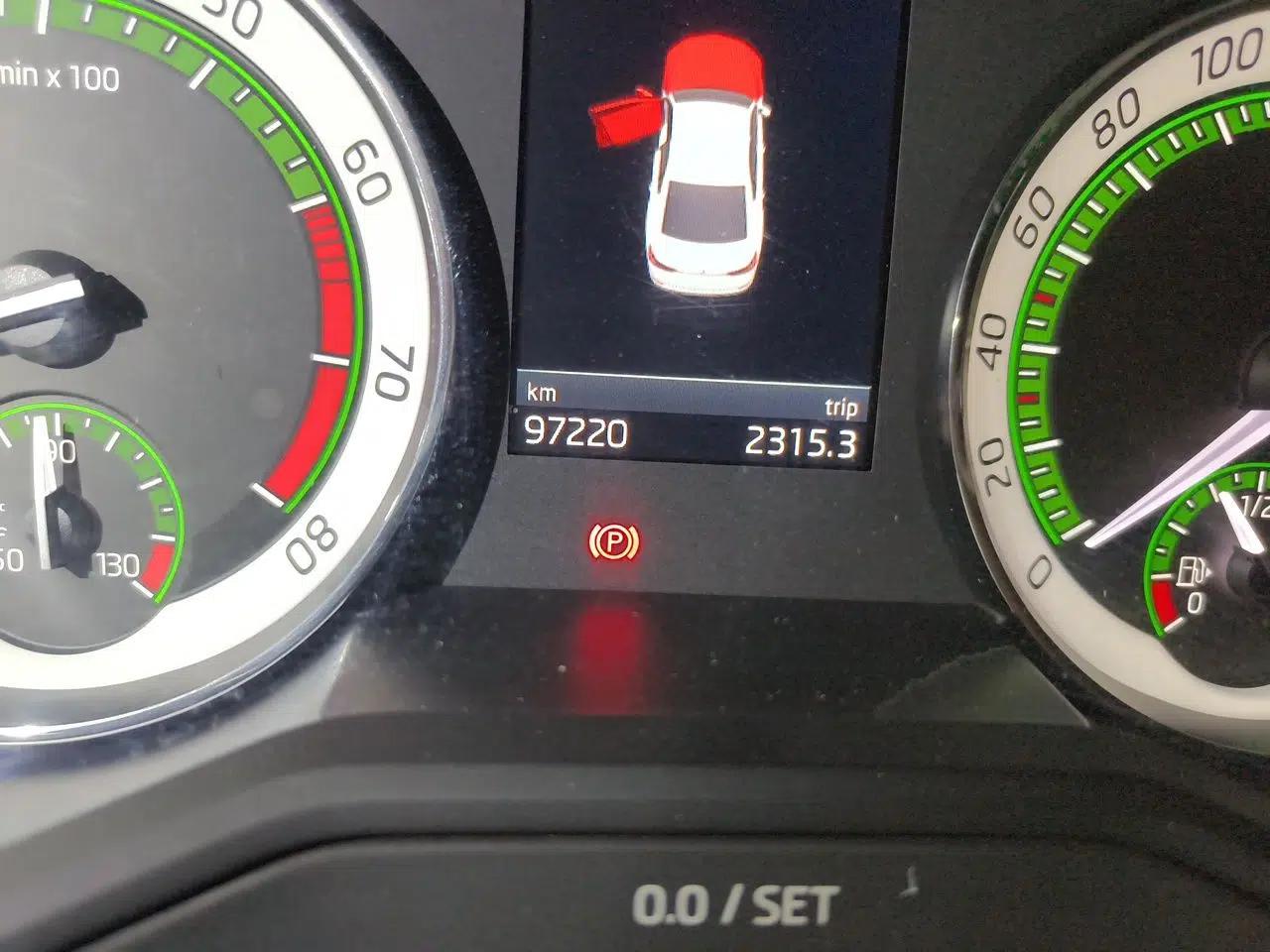 Skoda Superb 2018 TSI330 DSG Luxury Edition China V Standard — миниатюра 13
