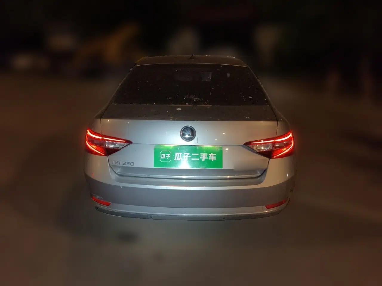 Skoda Superb 2018 TSI330 DSG Luxury Edition China V Standard — миниатюра 5