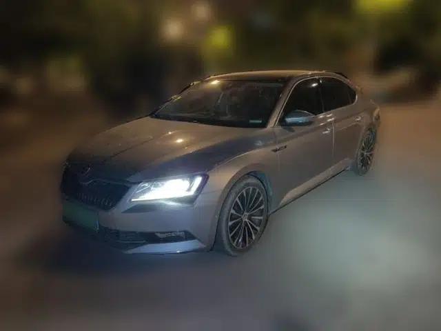 Skoda Superb 2018 TSI330 DSG Luxury Edition China V Standard