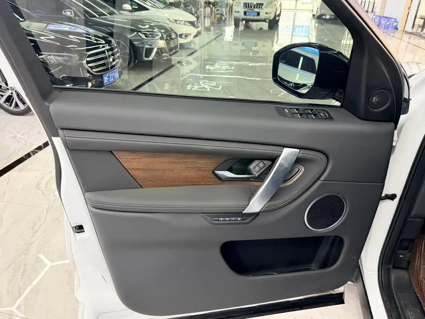 Discovery Sport 2024 Performance Tech Edition — миниатюра 7