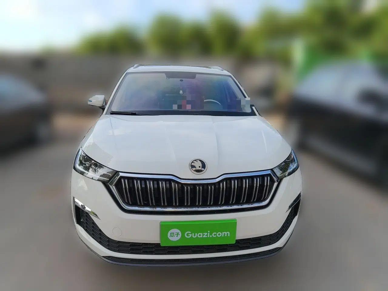Skoda Kamiq 2021 GT 1.5L Automatic Flagship Edition — миниатюра 2