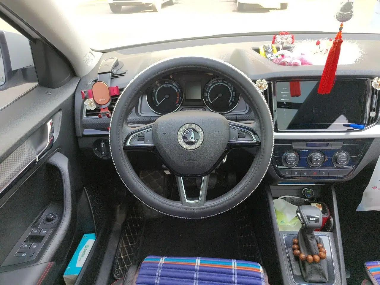 Skoda Kamiq 2021 GT 1.5L Automatic Flagship Edition — миниатюра 7