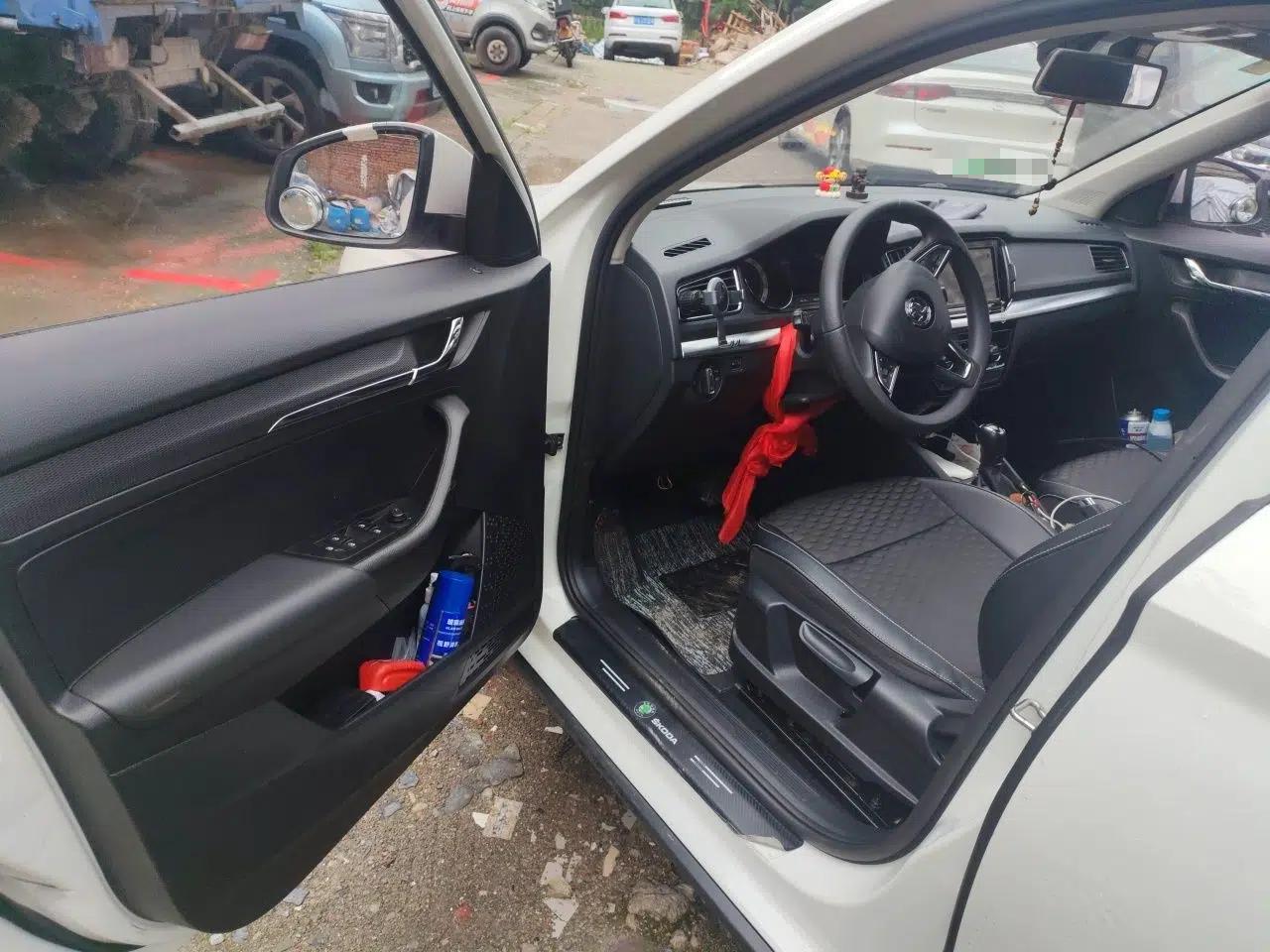 Skoda Kamiq 2018 1.5L Automatic Comfort Edition China VI Standard — миниатюра 17