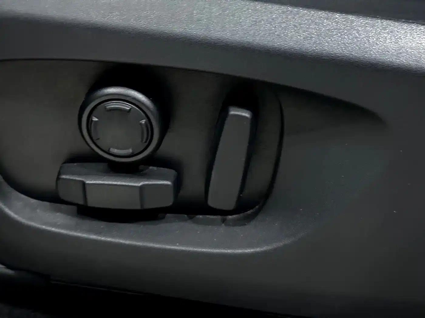Discovery Sport 2016 2.0T HSE — миниатюра 15