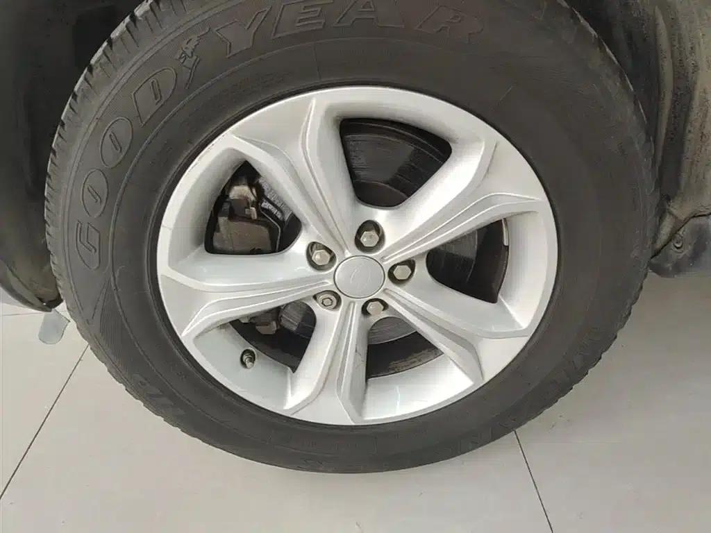 Discovery Sport 2016 2.0T S — миниатюра 23