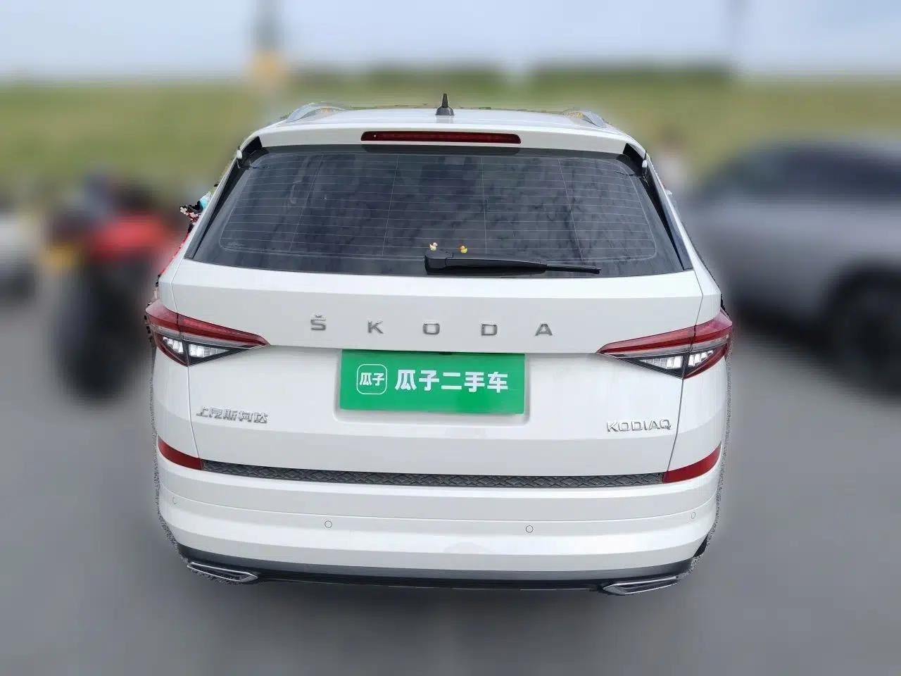 Skoda Kodiaq 2022 Restyled TSI330 7-Seater Two-Wheel-Drive Luxury Edition — миниатюра 3