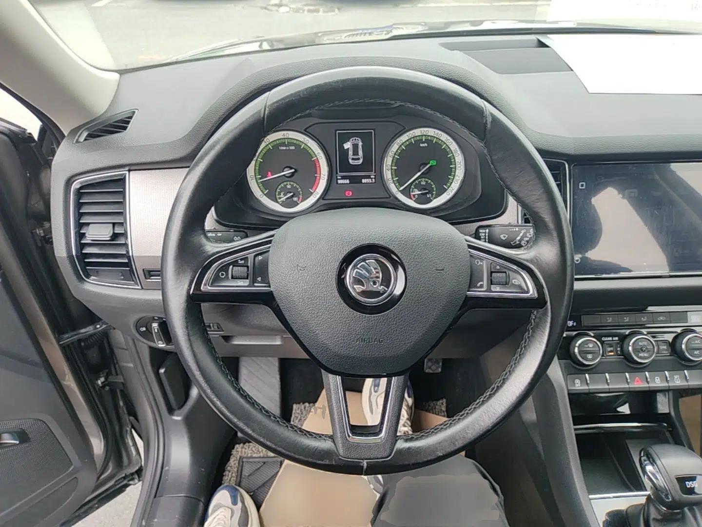 Skoda Kodiaq 2018 TSI330 5-Seater Two-Wheel-Drive Luxury Edition — миниатюра 14