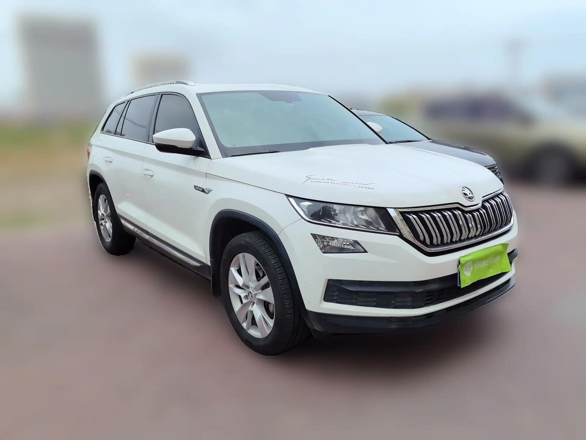 Skoda Kodiaq 2018 Facelifted TSI330 5-Seater Two-Wheel-Drive Comfort Edition — миниатюра 3