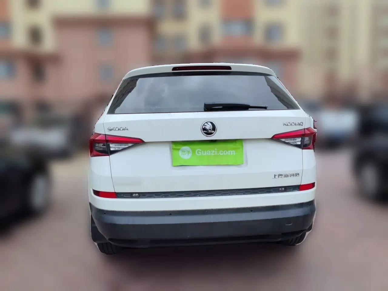 Skoda Kodiaq 2018 Facelifted TSI330 5-Seater Two-Wheel-Drive Comfort Edition — миниатюра 5