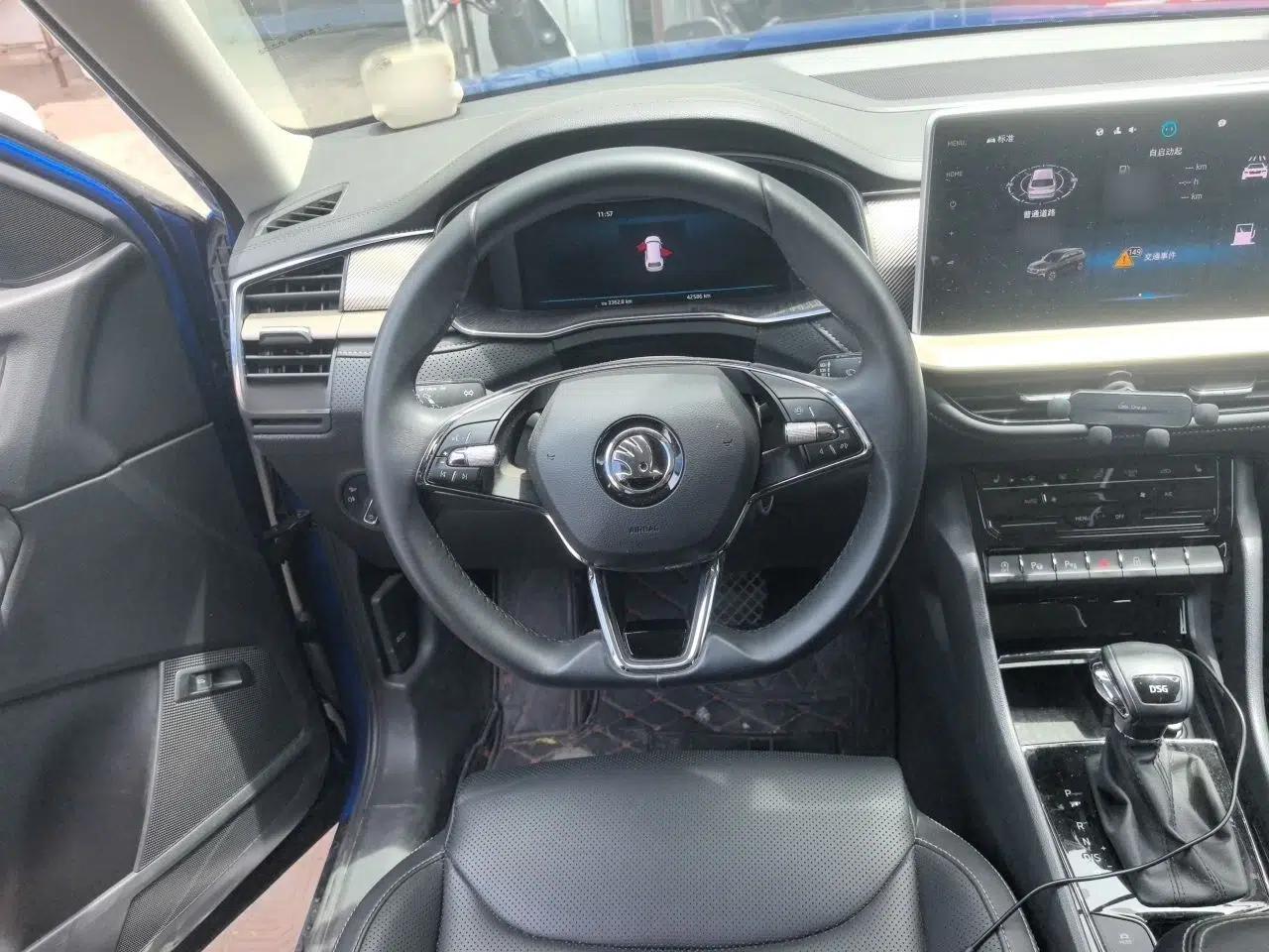 Skoda Kodiaq 2022 TSI330 5-Seater Two-Wheel-Drive Luxury Edition — миниатюра 11