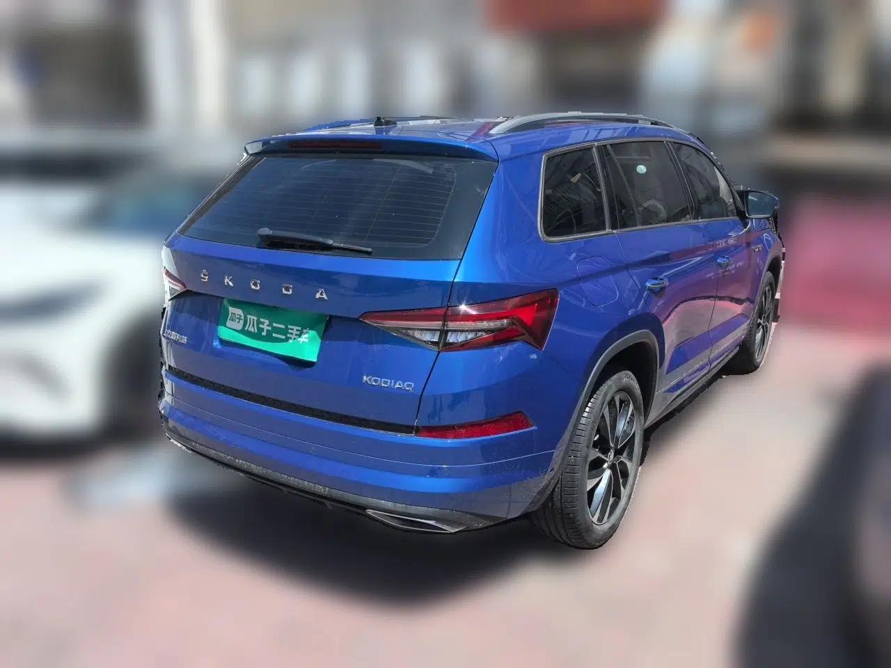 Skoda Kodiaq 2022 TSI330 5-Seater Two-Wheel-Drive Luxury Edition — миниатюра 6