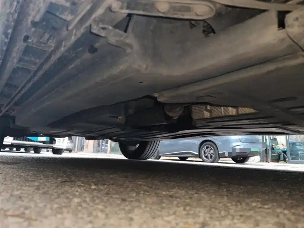 Range Rover Velar 2021 P250 Black Limited Edition — миниатюра 16
