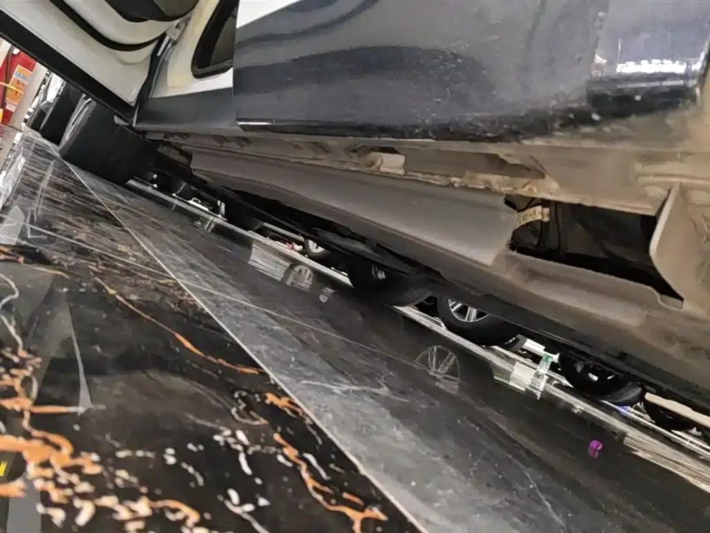 Range Rover Velar 2017 P380 R-DYNAMIC SE — миниатюра 22