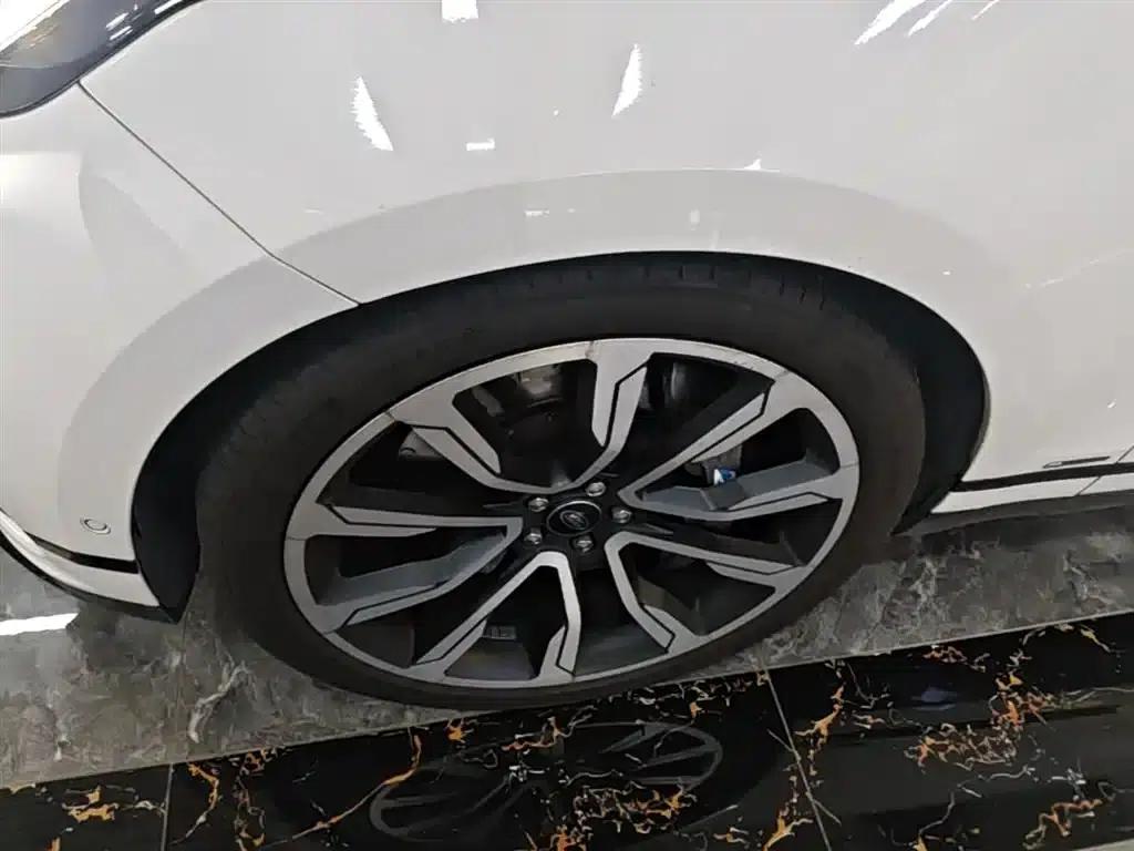 Range Rover Velar 2017 P380 R-DYNAMIC SE — миниатюра 23
