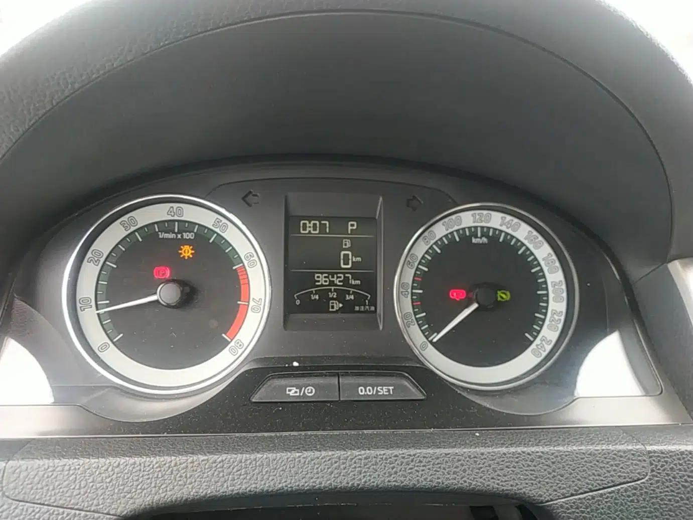 Skoda Rapid 2019 1.5L Automatic Comfort Edition China V Standard — миниатюра 15