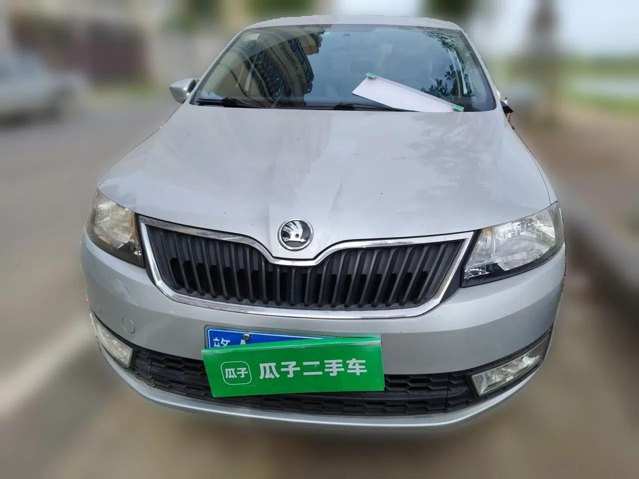 Skoda Rapid 2013 1.6L Automatic Smart Selection Model — миниатюра 2