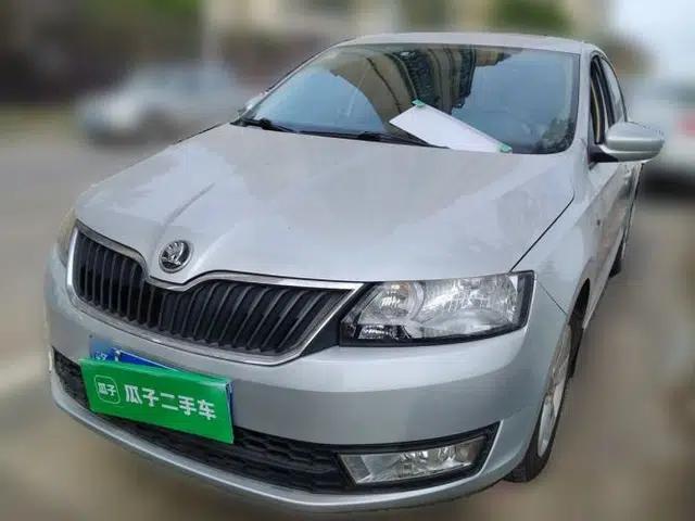 Skoda Rapid 2013 1.6L Automatic Smart Selection Model