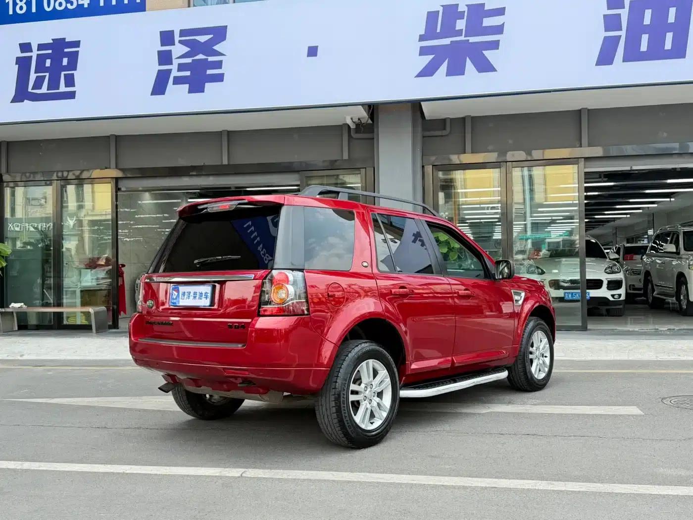 Freelander 2 2014 2.2T SD4 SE Diesel — миниатюра 14
