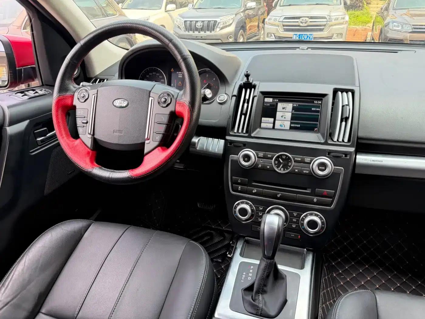 Freelander 2 2014 2.2T SD4 SE Diesel — миниатюра 8