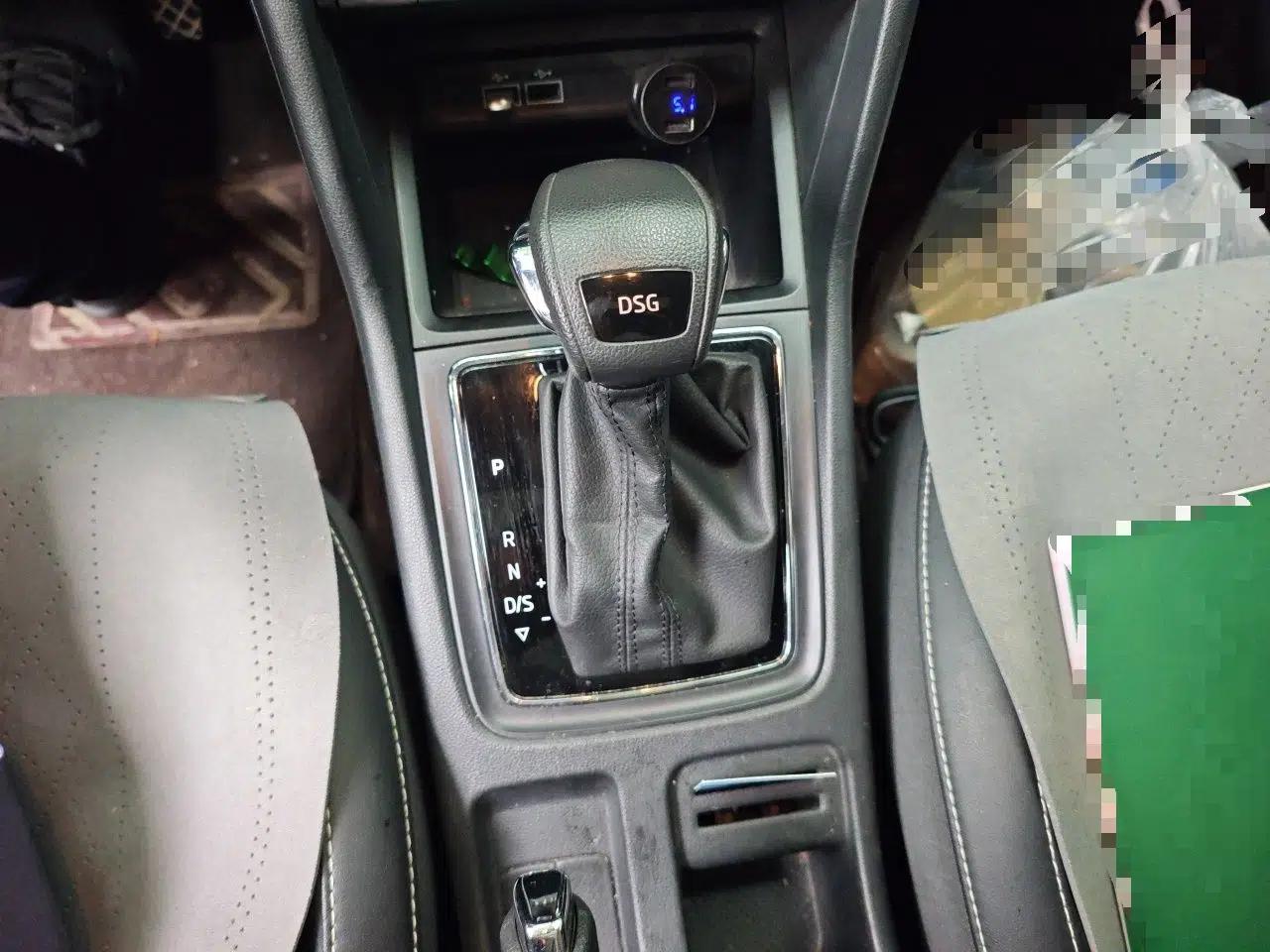 Skoda Karoq 2018 TSI280 Luxury Edition China V Standard — миниатюра 15