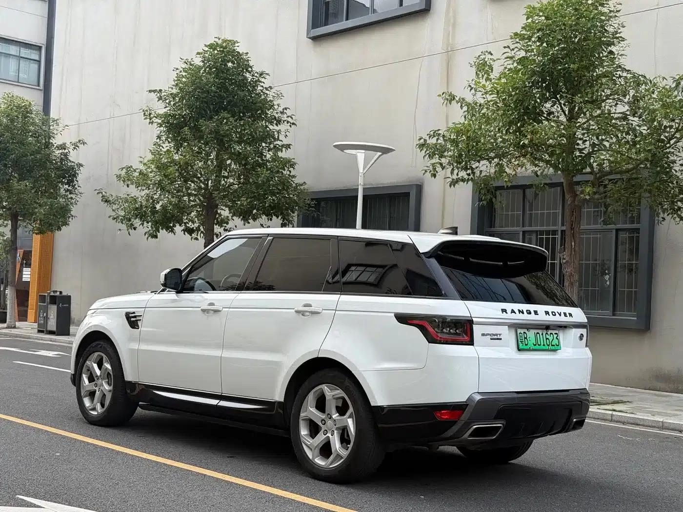 Range Rover Sport Hybrid 2018 P400e — миниатюра 14