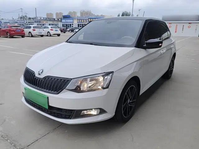 Skoda Fabia 2015 1.6L Automatic Sport Edition