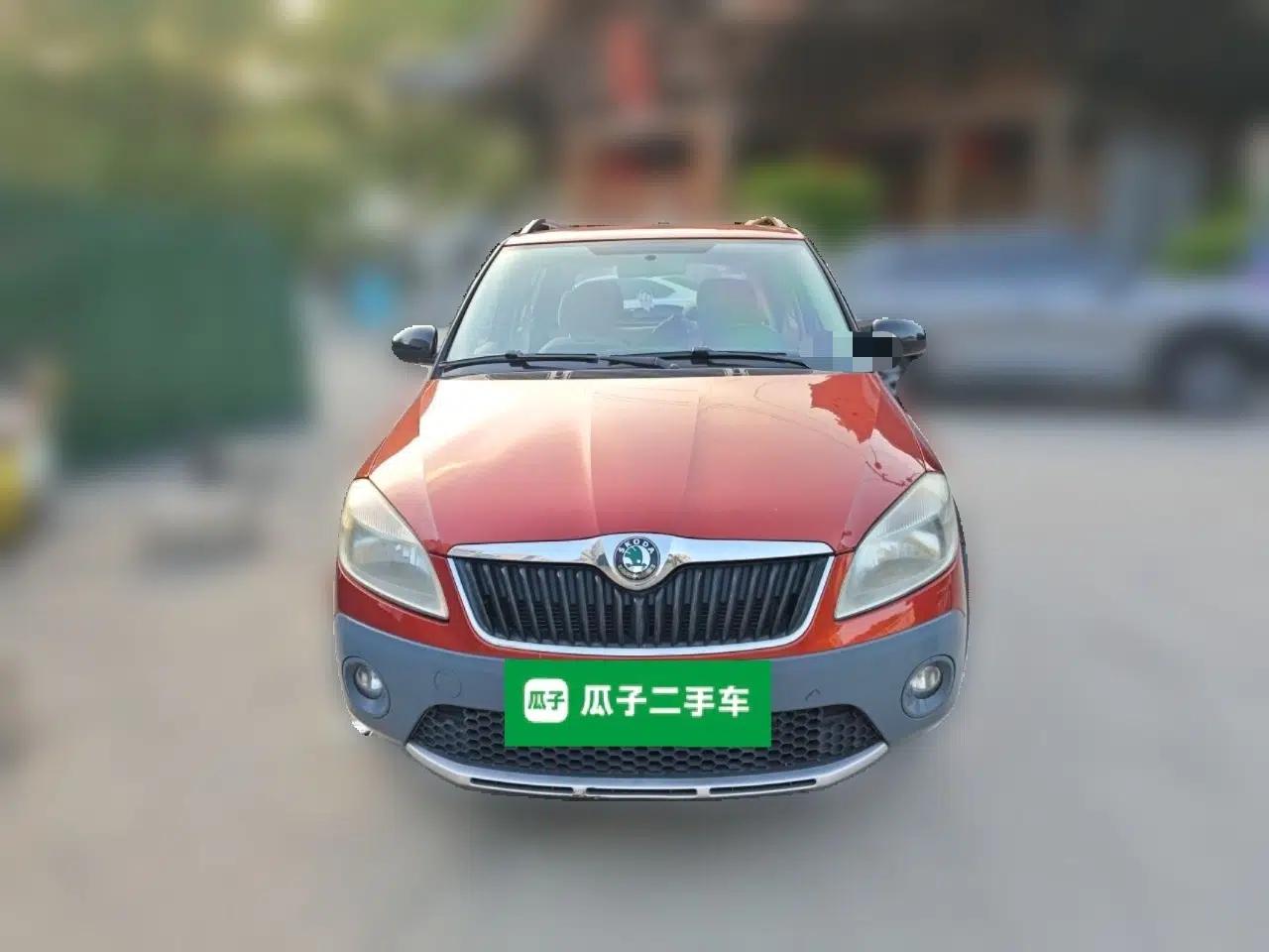 Skoda Fabia 2012 1.6L Scout — миниатюра 2