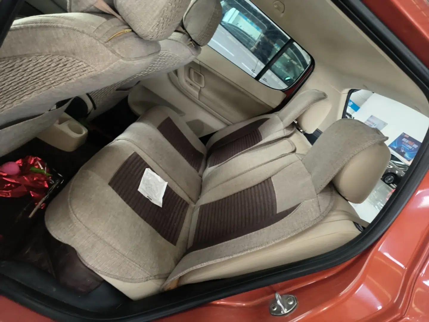 Skoda Fabia 2014 1.4L Automatic Crystal Edition — миниатюра 20