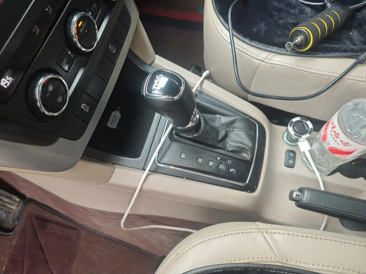 Skoda Yeti 2014 1.4 TSI DSG Phantom Edition — миниатюра 15