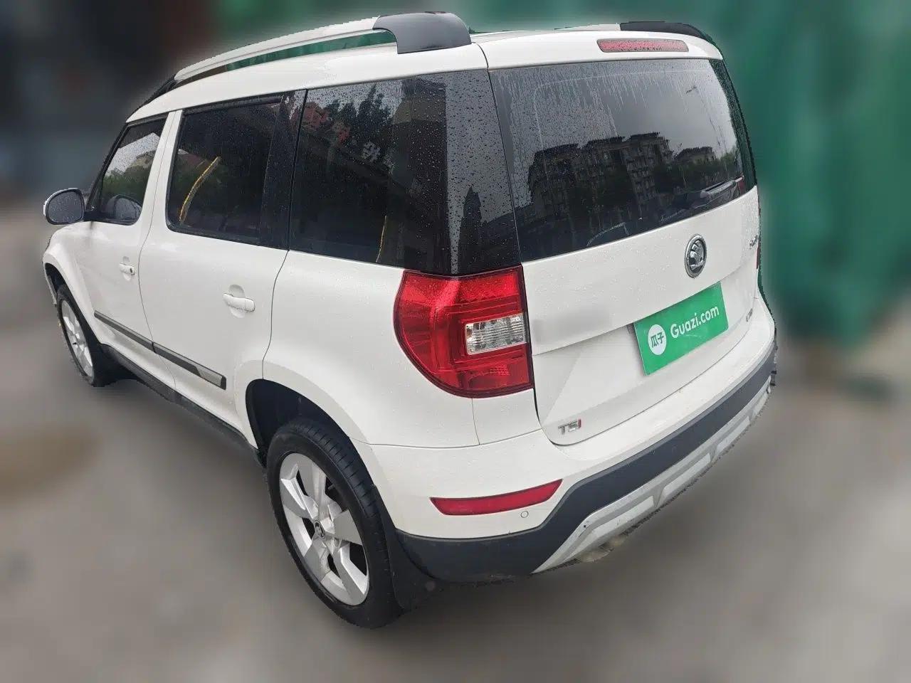 Skoda Yeti 2014 1.4 TSI DSG Phantom Edition — миниатюра 4