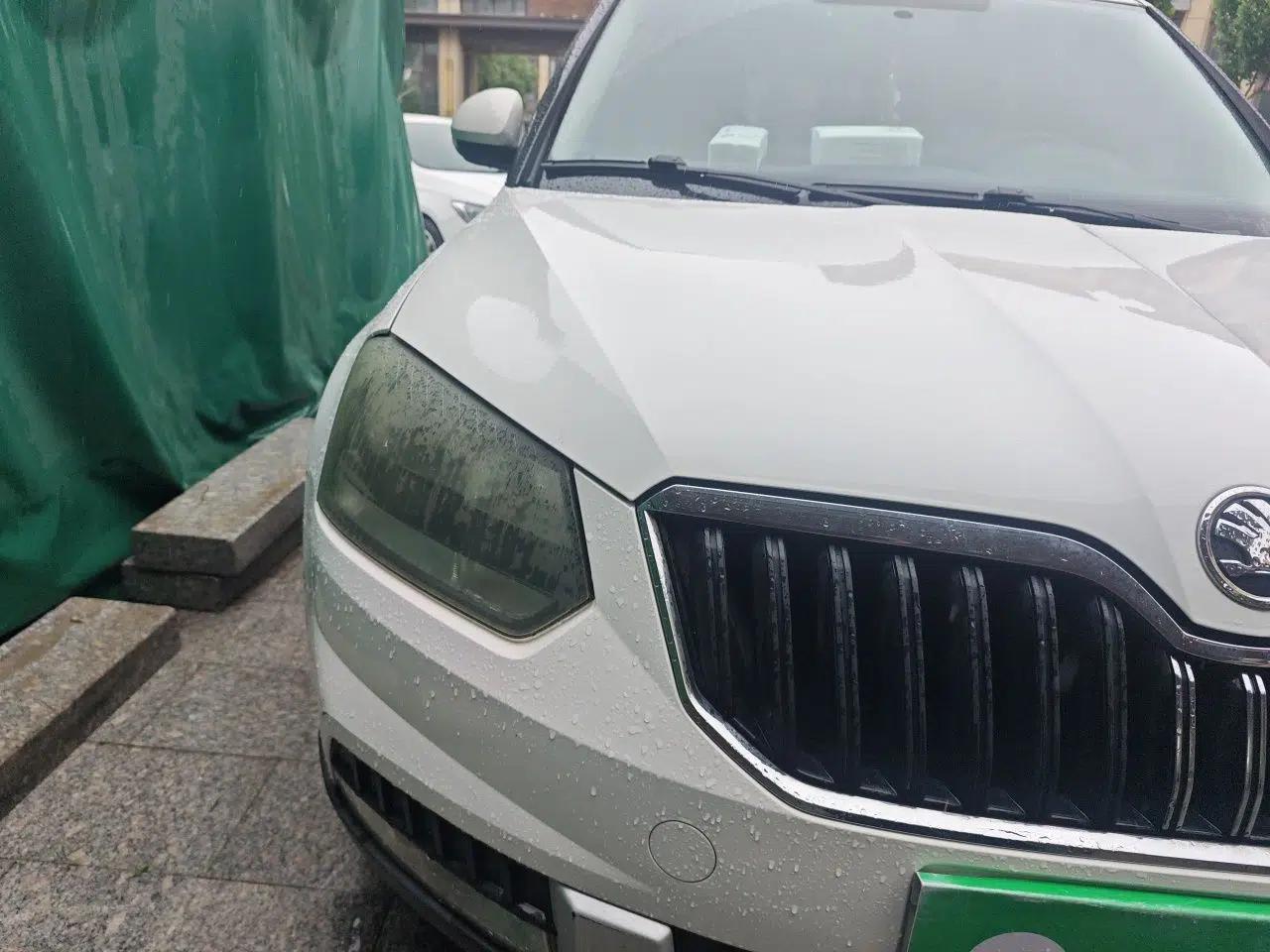 Skoda Yeti 2014 1.4 TSI DSG Phantom Edition — миниатюра 7