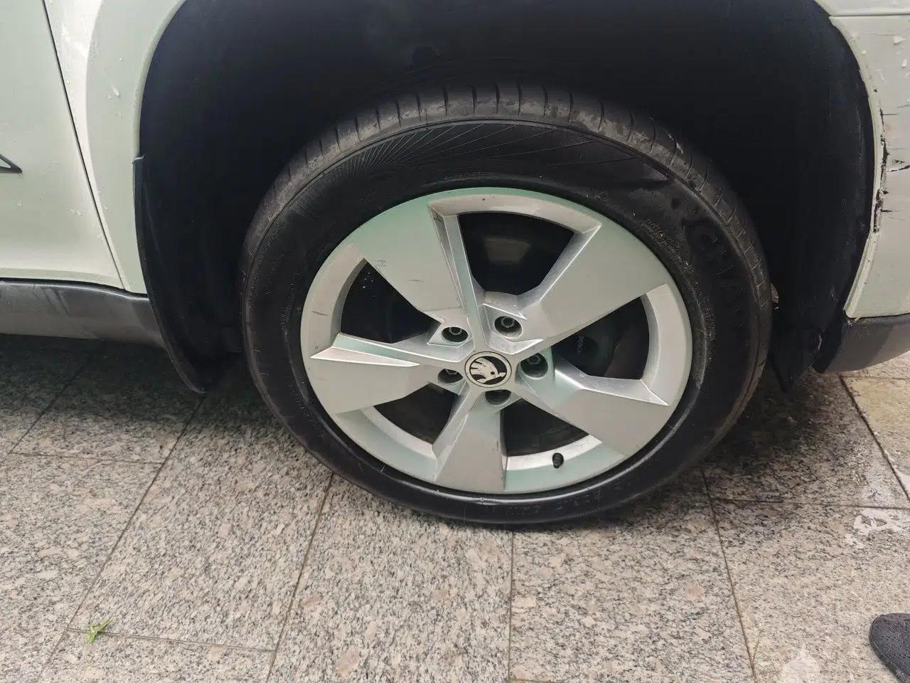 Skoda Yeti 2014 1.4 TSI DSG Phantom Edition — миниатюра 8