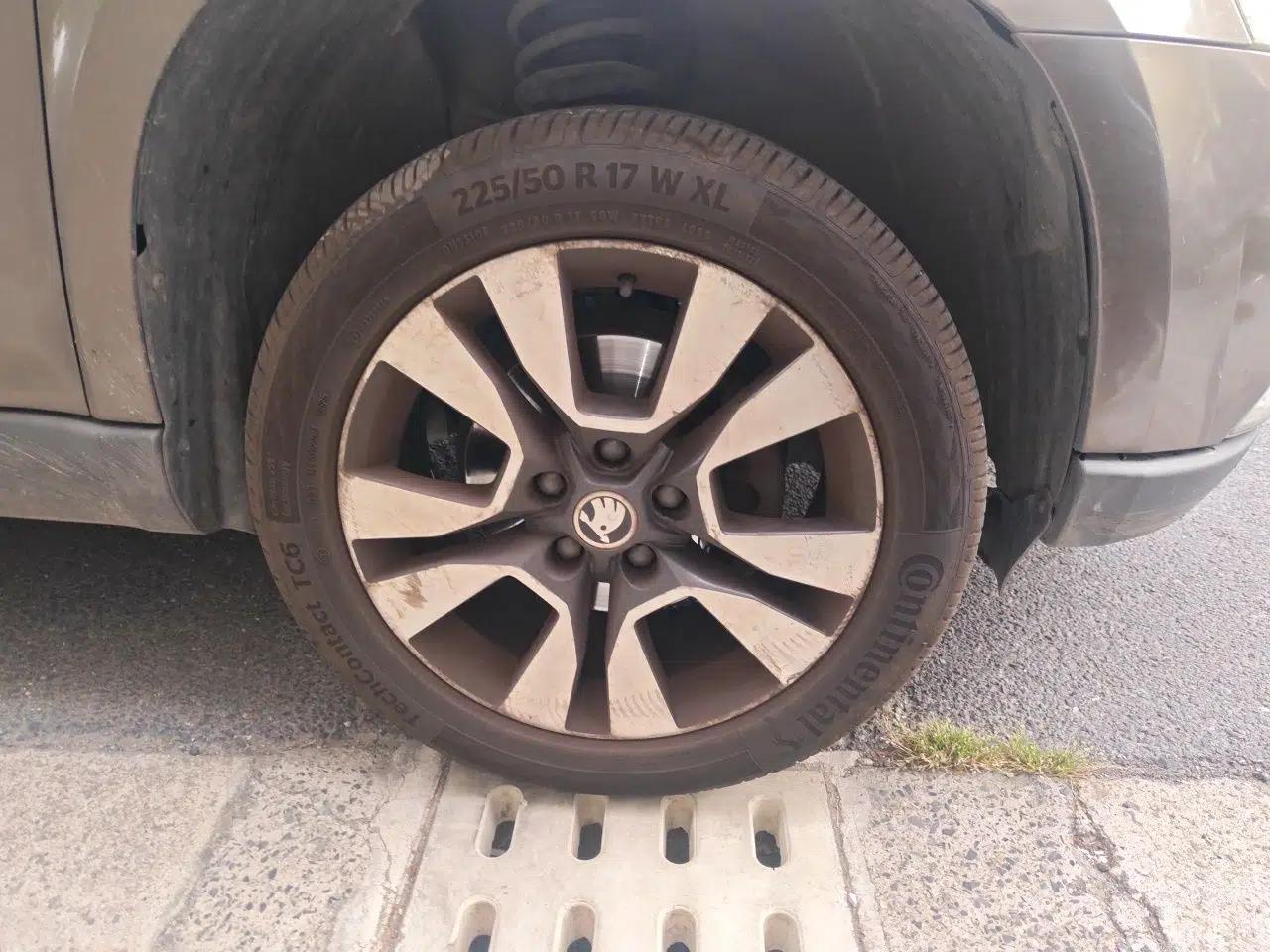 Skoda Yeti 2014 1.4 TSI DSG Phantom Edition — миниатюра 8