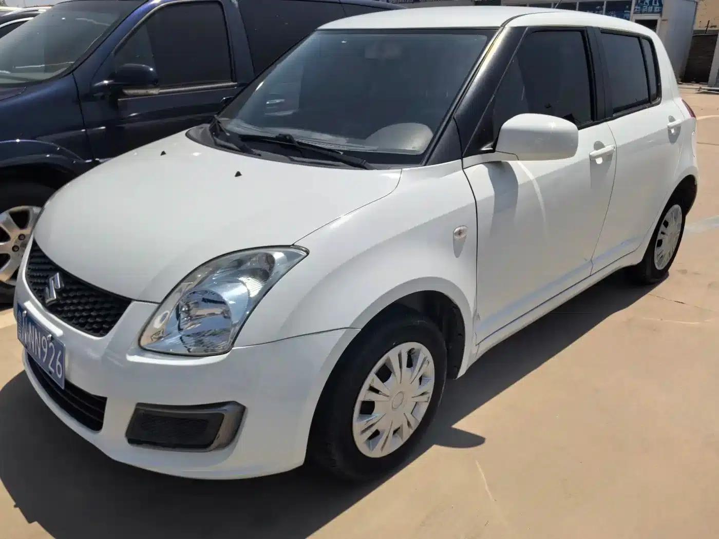 2014 Swift 1.3L Manual Standard Edition — миниатюра 1