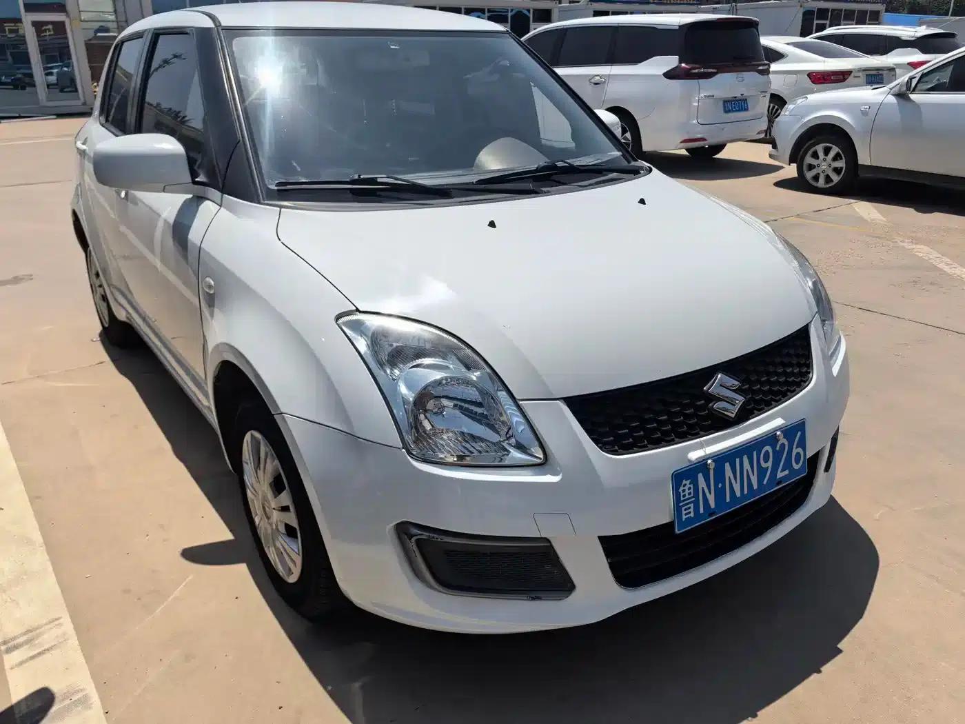 2014 Swift 1.3L Manual Standard Edition — миниатюра 2