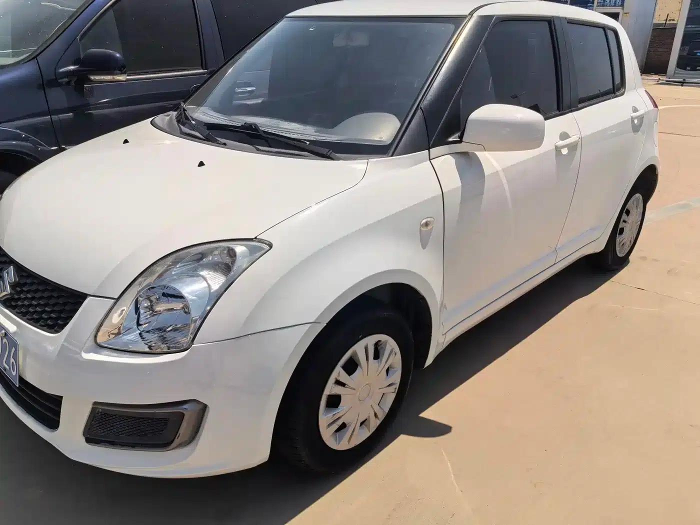 2014 Swift 1.3L Manual Standard Edition — миниатюра 10