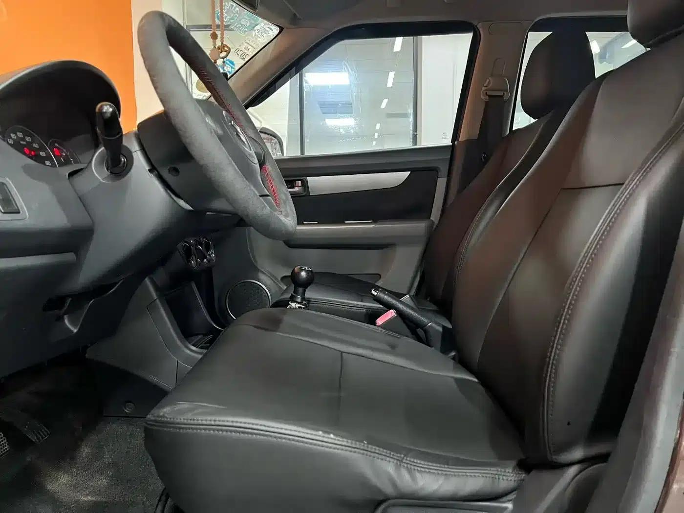2013 Swift 1.5L Manual Standard Edition — миниатюра 6