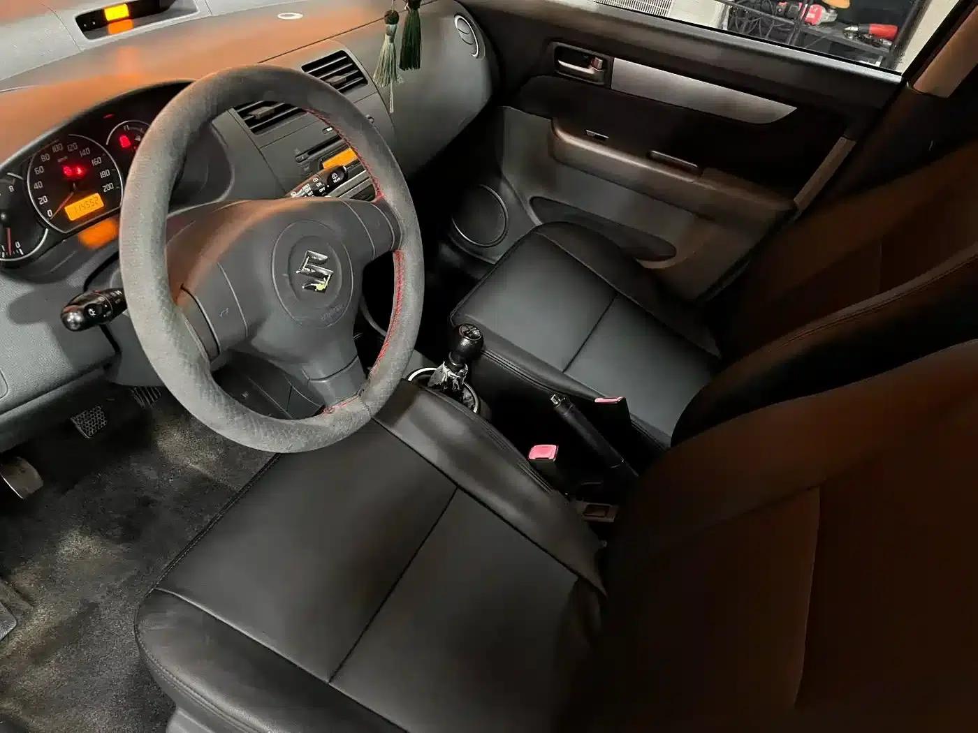 2013 Swift 1.5L Manual Standard Edition — миниатюра 7
