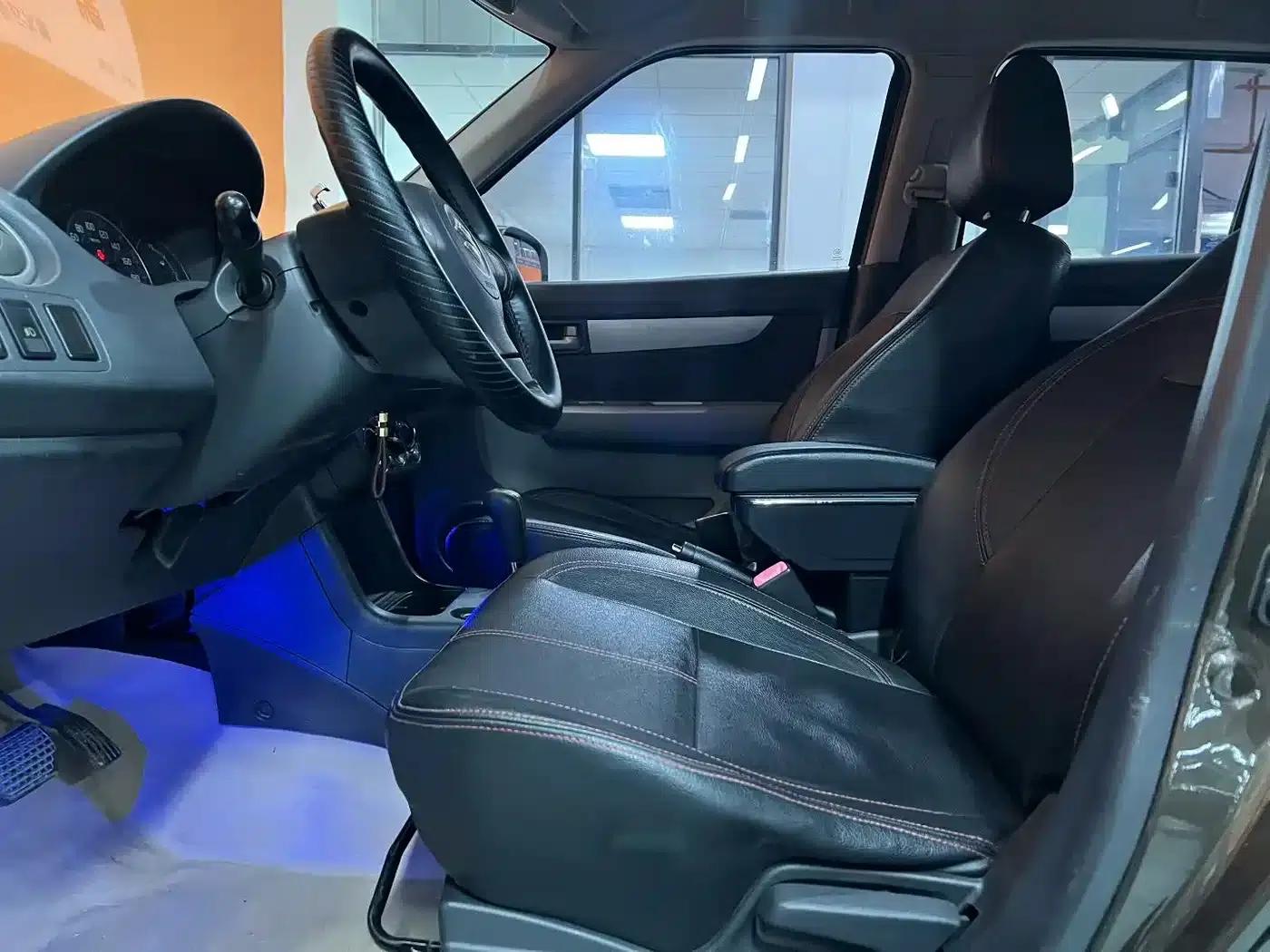 2013 Swift 1.5L Automatic 20th Anniversary Limited Edition — миниатюра 6