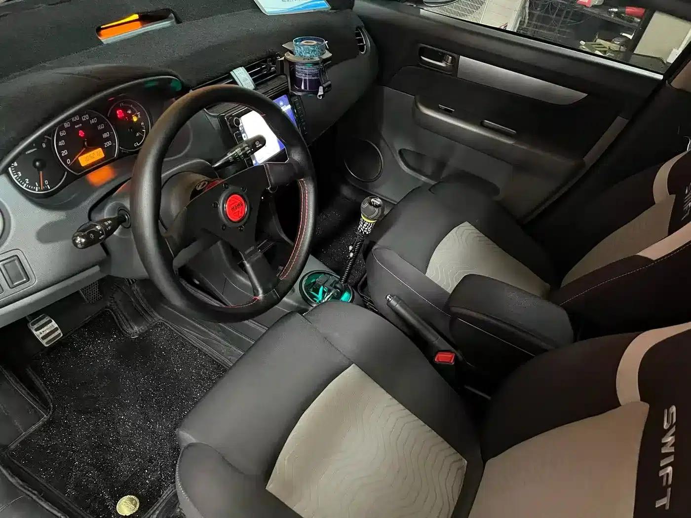 2013 Swift 1.5L Manual Sport Edition — миниатюра 7